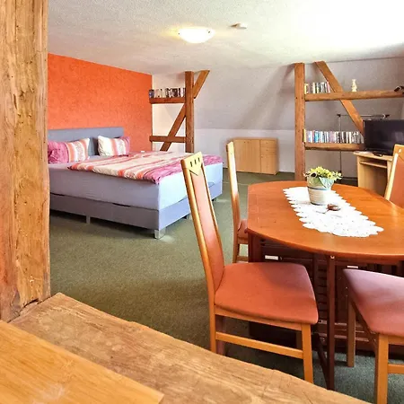 Apartment Ferienwohnung *